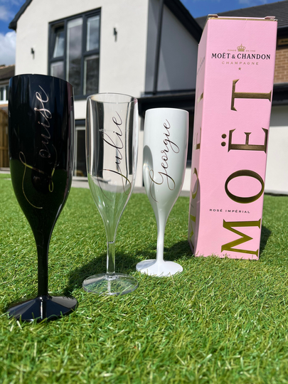 Personalised Champagne Flutes | Prosecco Flute Wedding Gift Hen Party Glasses