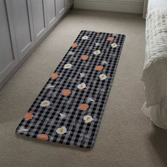 Lomax Blooming Hand Drawn Flowers Designer Shaggy Black/Orange Rug