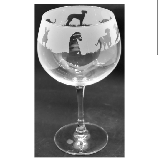 70Cl Glass Gin Balloon With Hungarian Vizsla Frieze Design