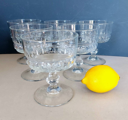 A Lovely Set Of 6 Vintage Champagne Coupes Or Cocktail Glasses 175Ml, French, 1970S