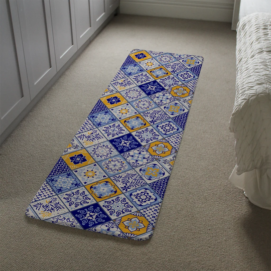 Massengill Azulejos Tiles Designer Shaggy Navy/Yellow Rug