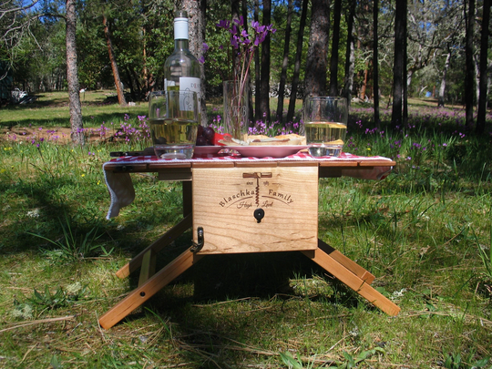 Picnic Basket Wine Carrier & Table