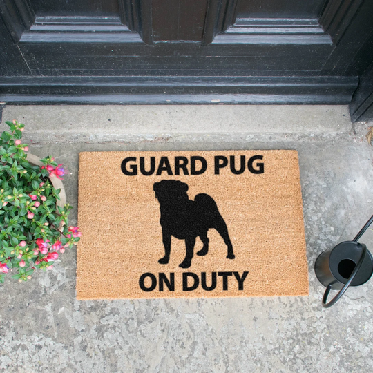 Izie Guard Pug on Duty Doormat