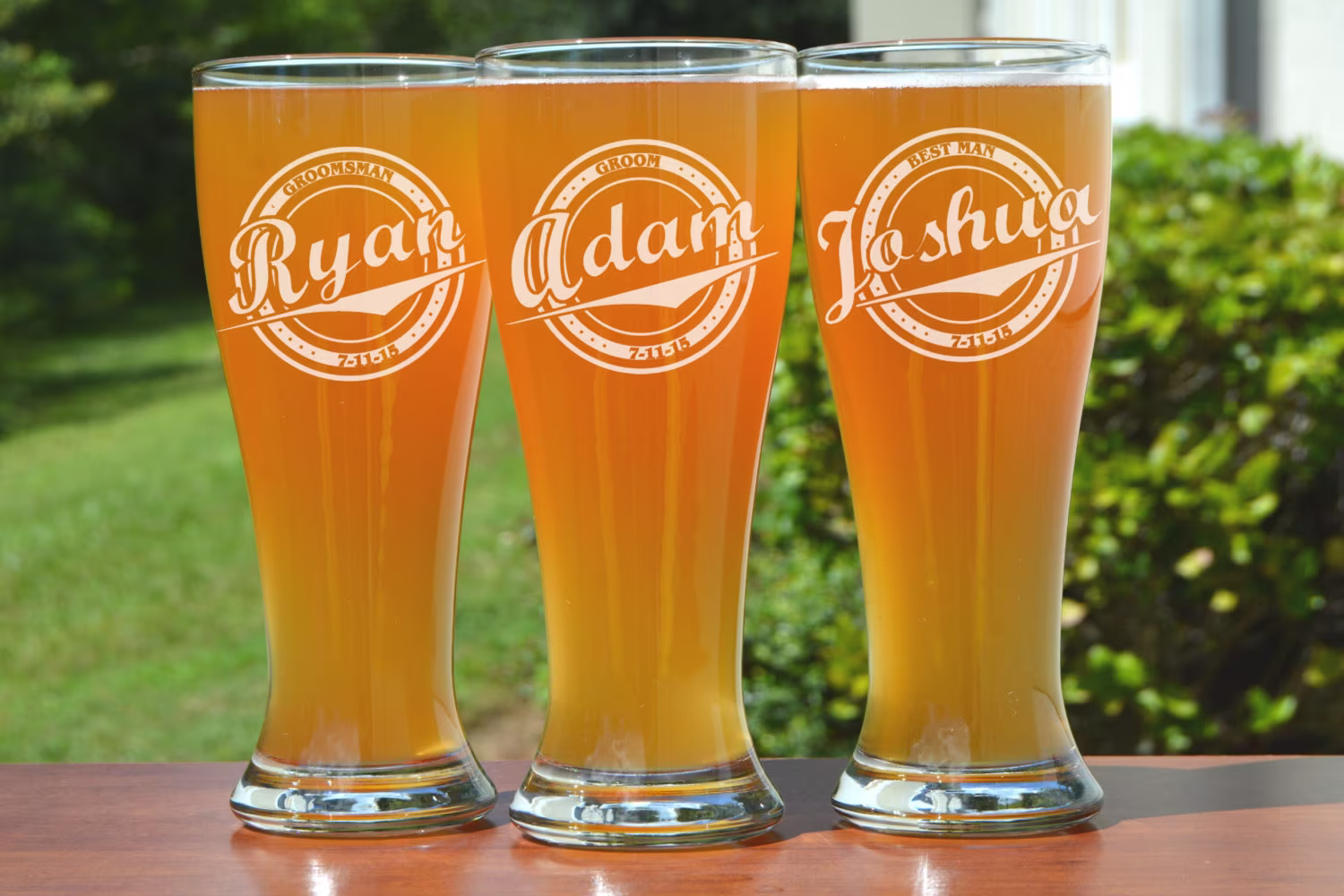 Personalized Groomsmen Gift, 5 Custom Engraved Beer Glasses, Pilsner Glass, Wedding Party Gifts, Gifts For Groomsmen, 16Oz Glasses