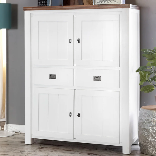 Newcastle Highboard