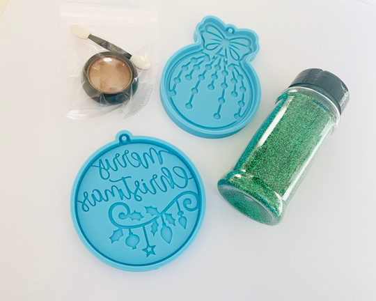 Sale , Christmas Mould & Glitter Set Bauble Craft Supplies Resin Shaker Gift
