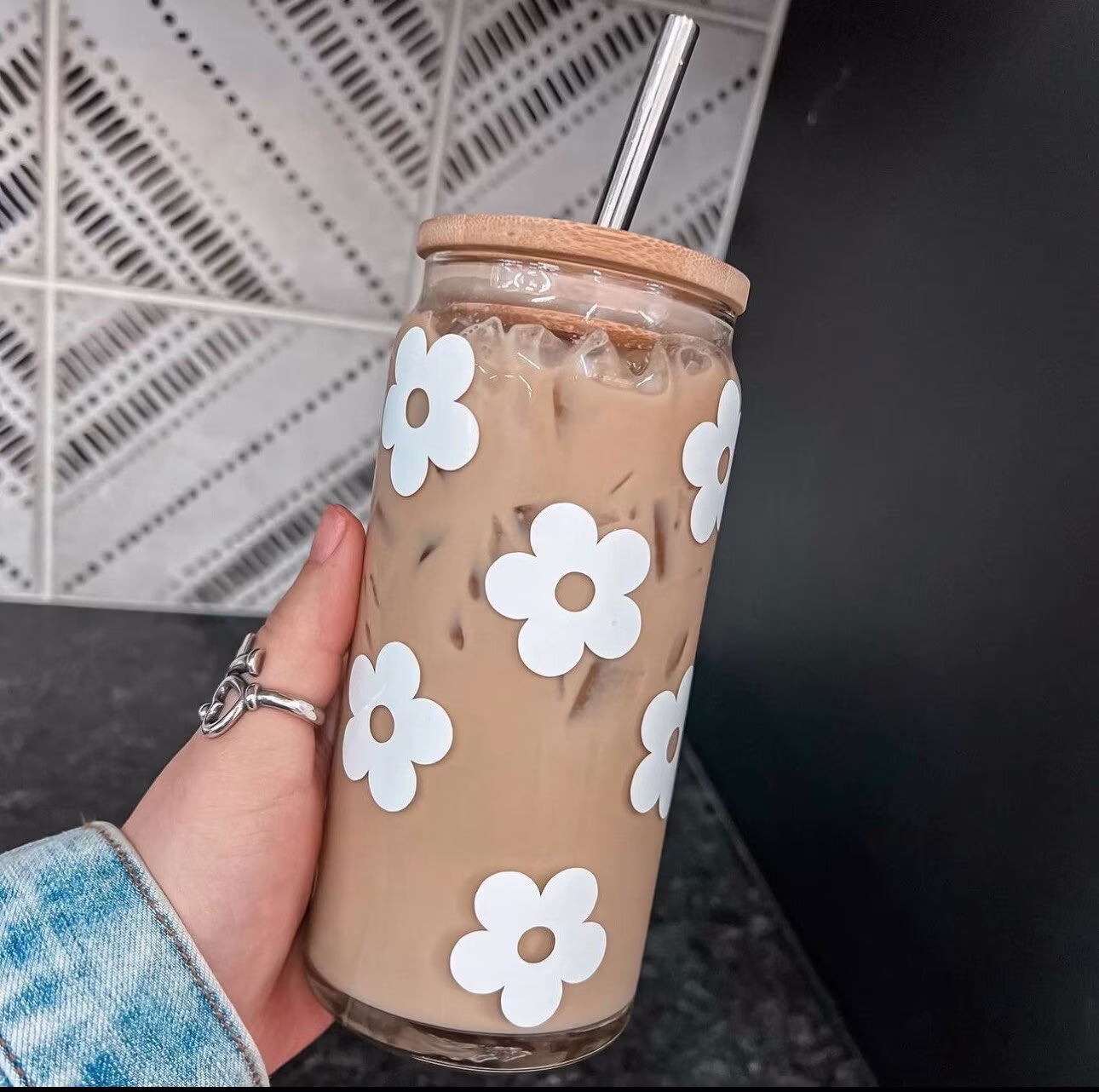 Beer Can Glass, Floral Retro Flower, 20 Oz Glass Can, Coffee Cup, Iced Aesthetic Cup