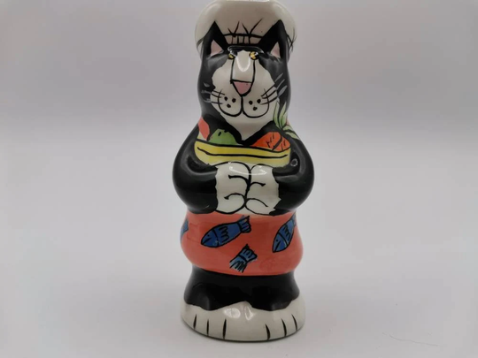 Delightful Catzilla Cute Pepper/Salt Pot. By Candace Reiter
