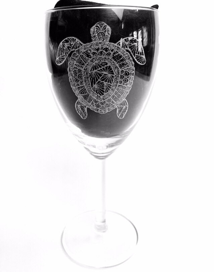 Turtle Mandala Engraved Glassware, Etched, Gift. Wine, Pint, Whiskey, Beer, Tankard, Gin, Vase, Personalised