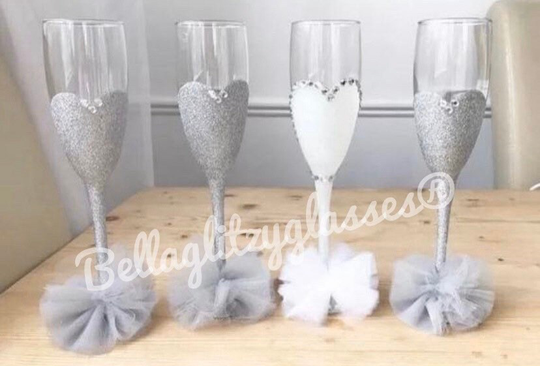 Wedding Personalised Glitter Glasses Champagne Flute Bride Bridesmaid Maid Of Honour Gift