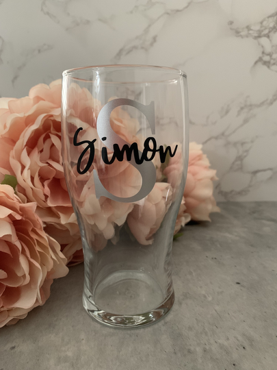Personalised Pint Glass/Initial Name 18Th Gift 21st Birthday 30Th 40Th 50Th/ Beer Cider Him Her Secret Santa Christmas