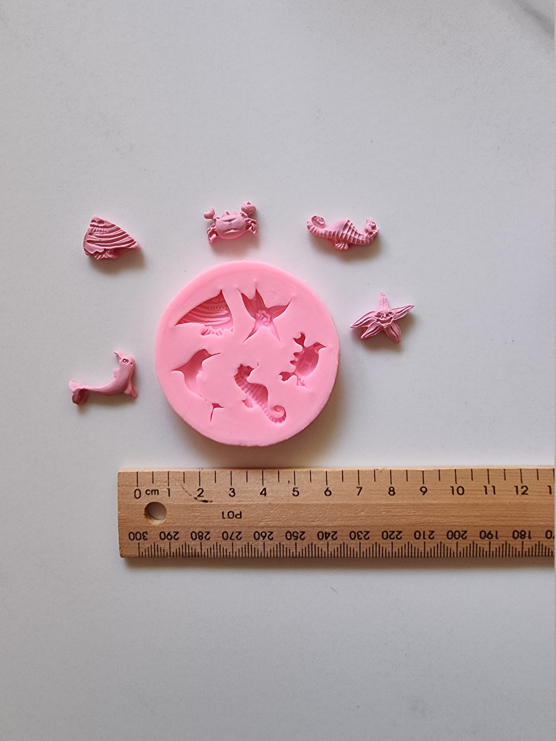 Mini Fish Mold, 5 Various Shapes Molds, Cute Sizes , Silicone Mold For Resin , Polymer Clay, Fondant Icing