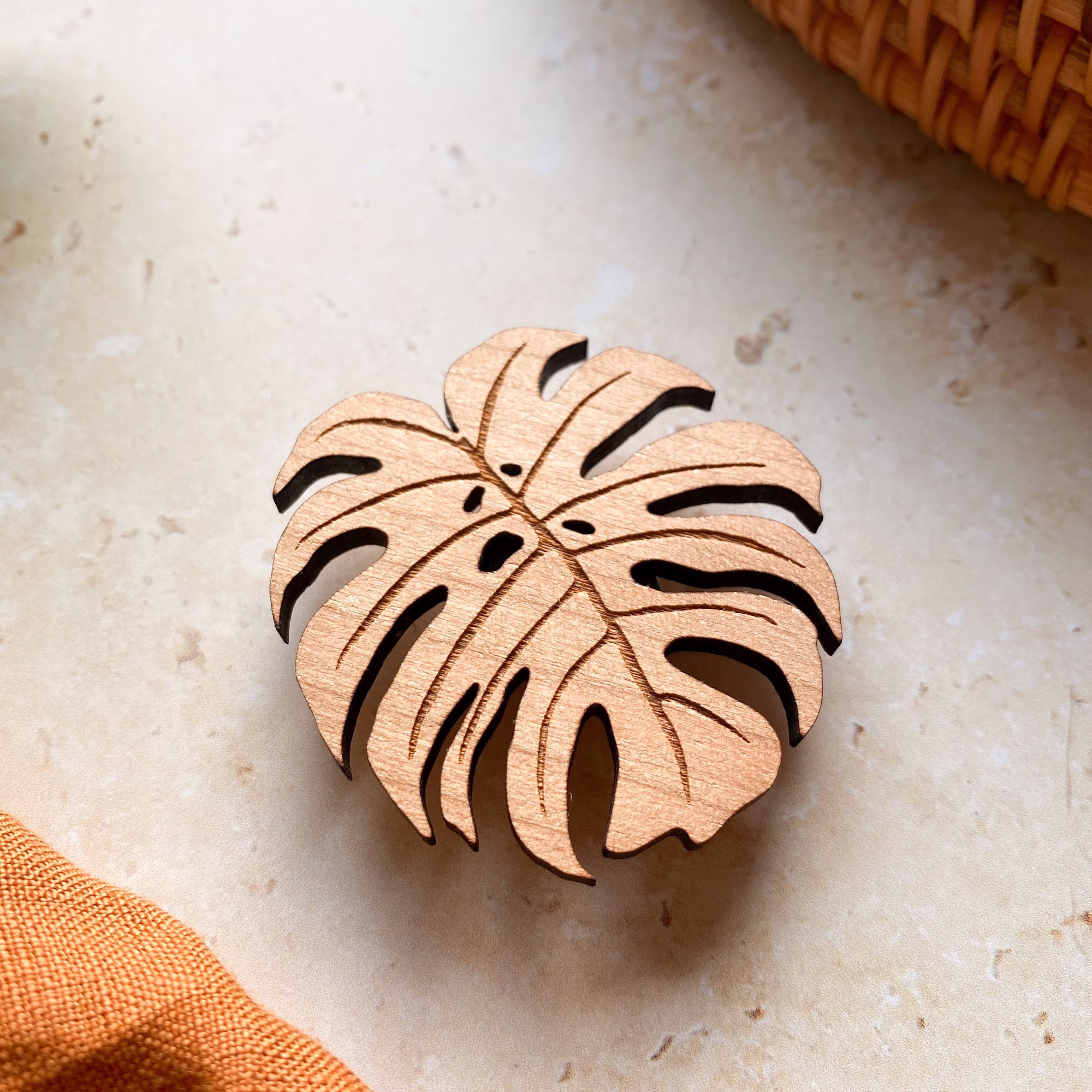 Monstera Deliciosa Magnet, Plant Swiss Cheese Plant, Lover Gift, Wooden Magnet