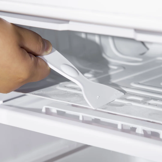91 Litre Freestanding Under Counter Fridge