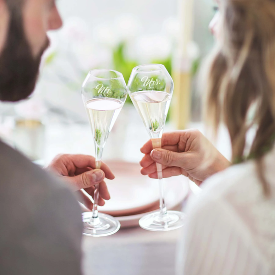 Mr & Mrs Tulip Champagne Flute Set