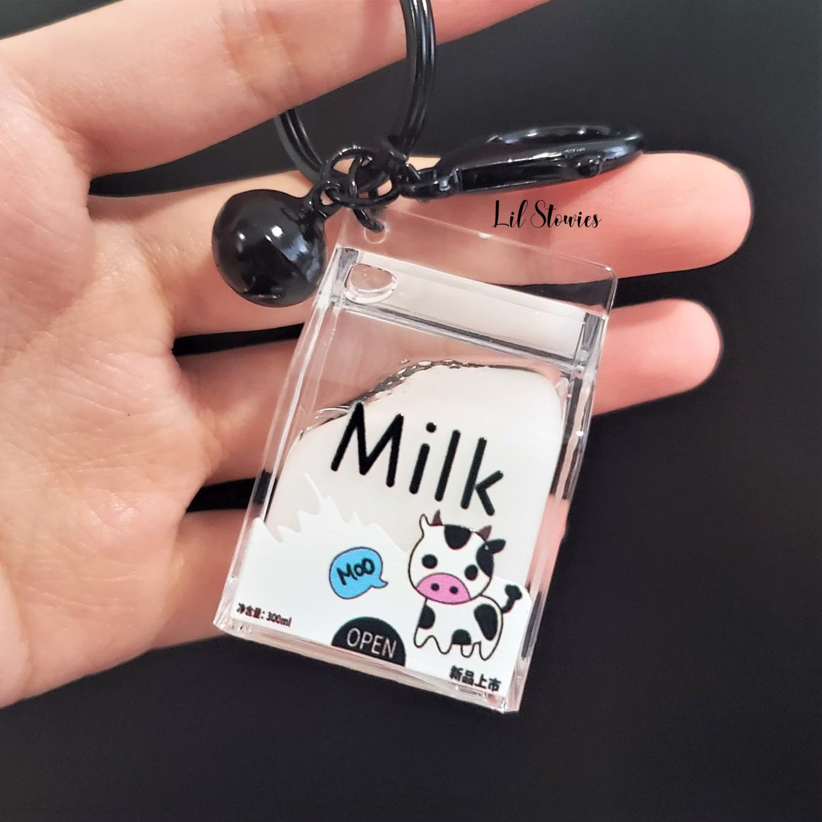 Cow Mini Milk Carton Liquid Water Key Chain, Kawaii Quicksand Cute Charms Keychain, Moving Bag Charm