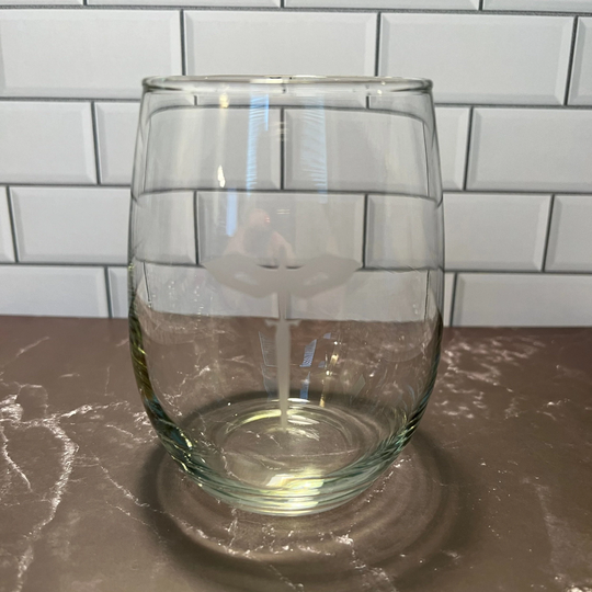 Rogue Symbol Dungeons & Dragons Wine Glass