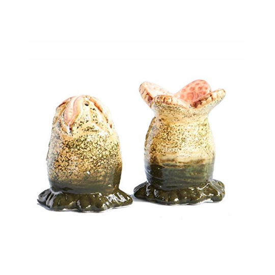 ALIEN Xenomorph Egg Salt and Pepper Shaker Set