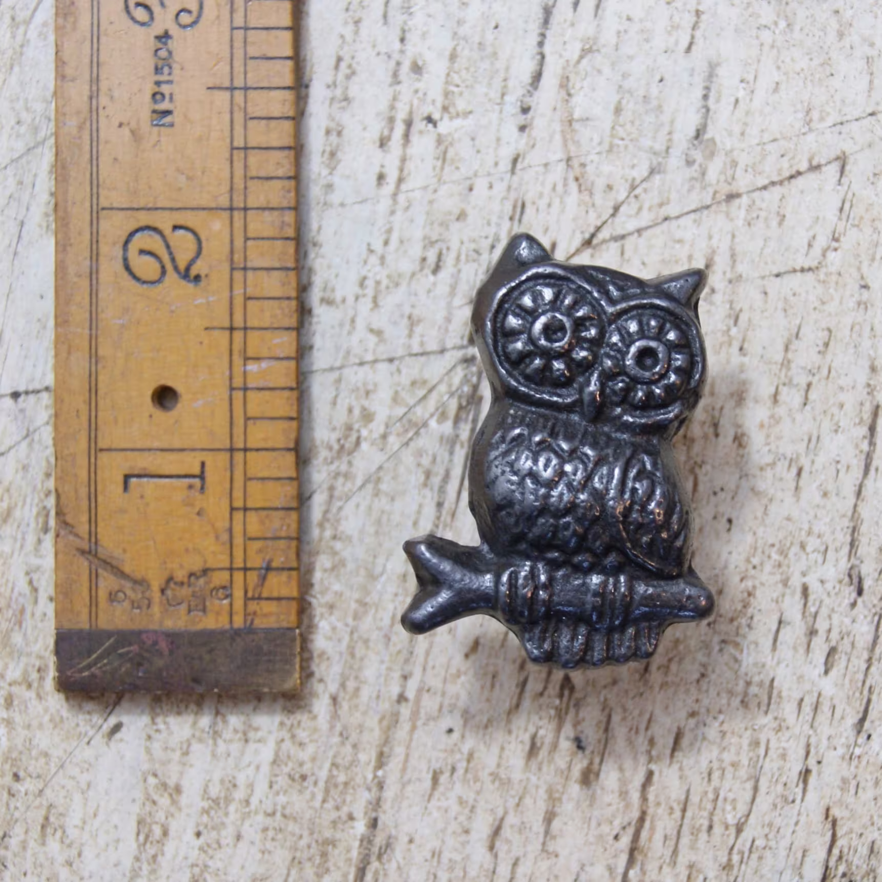 Petite Owl 32mm Cast Iron Knob Rustic Industrial Drawer Handle