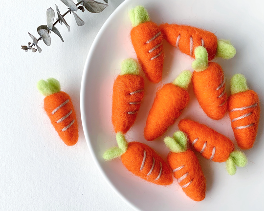 Felted Carrots, 10 Pcs, Wool Felt Needle Woolen Food, Play Carrots Decor, Shape